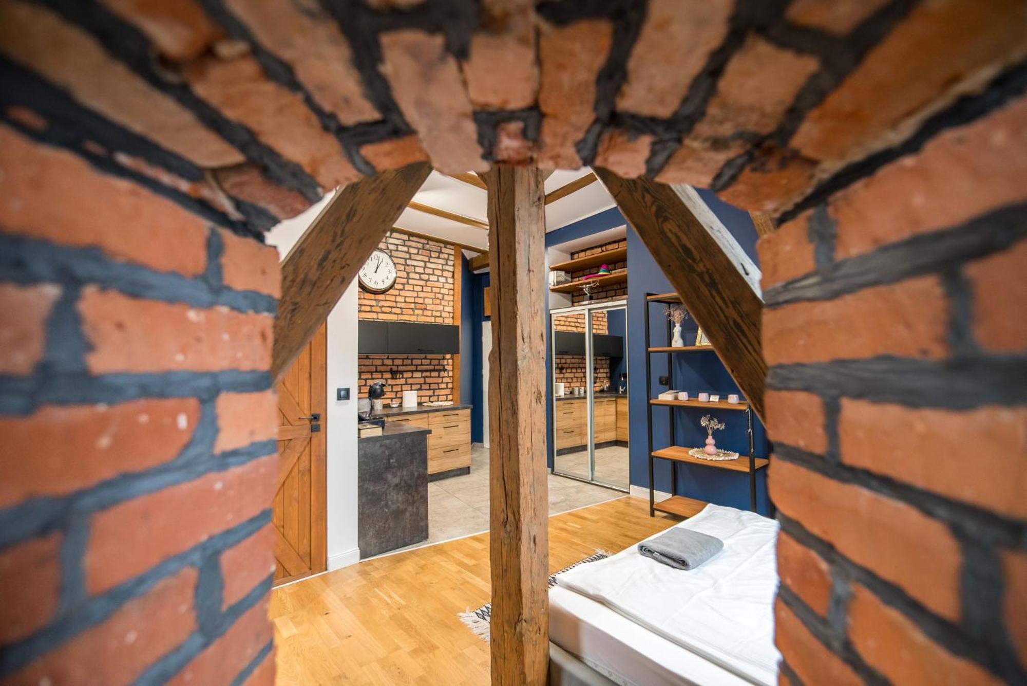 Przytulny Apartament Z Wieza 格利维采 外观 照片